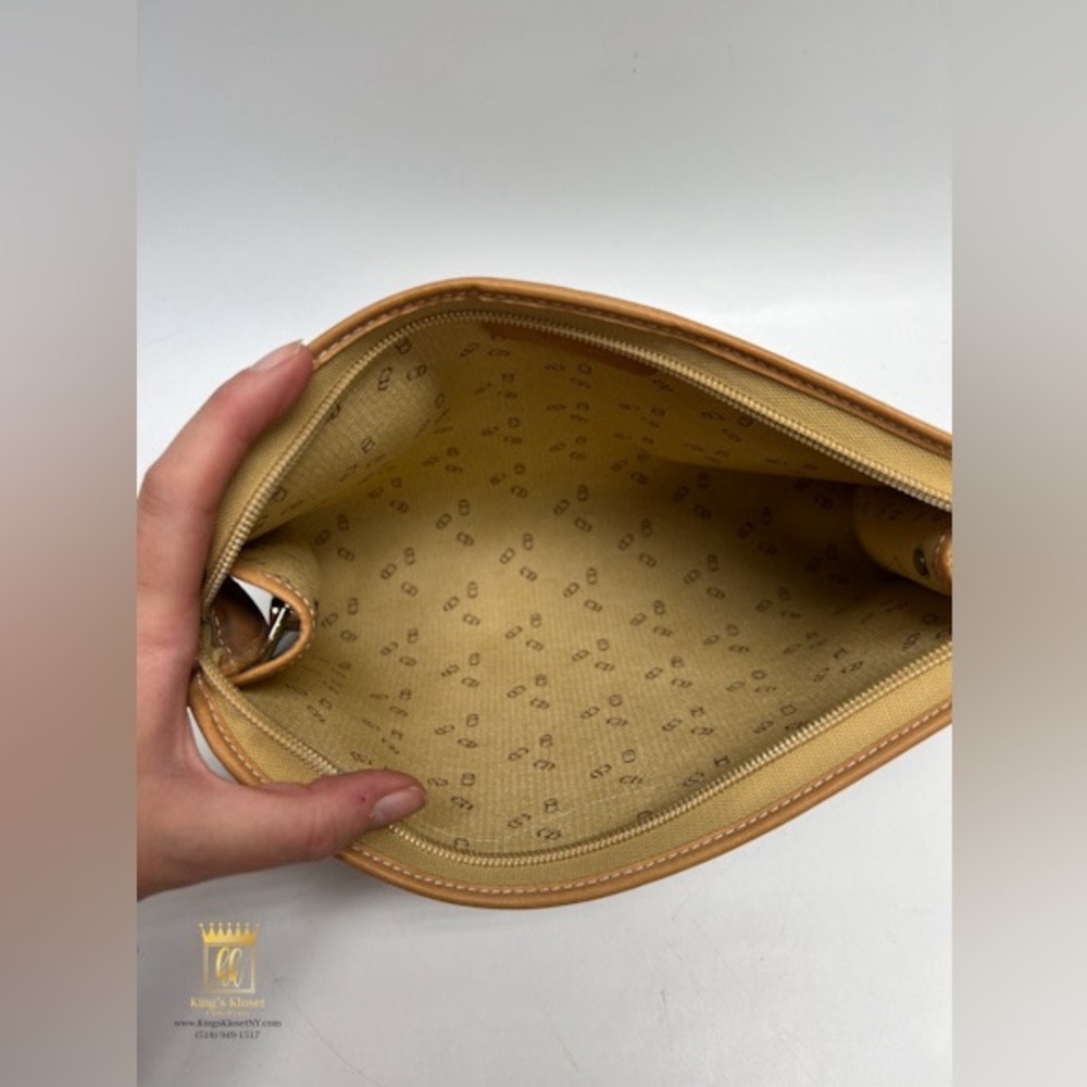 Christian Dior pouch - Picture 8 of 14